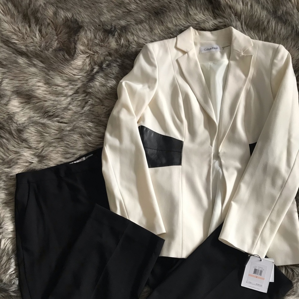 ❤️❤️ CALVIN KLEIN SUIT ❤️❤️